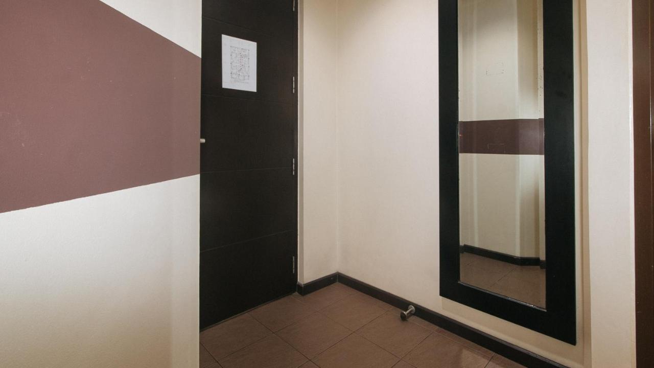Lorenzzo Suites Hotel Makati City Buitenkant foto